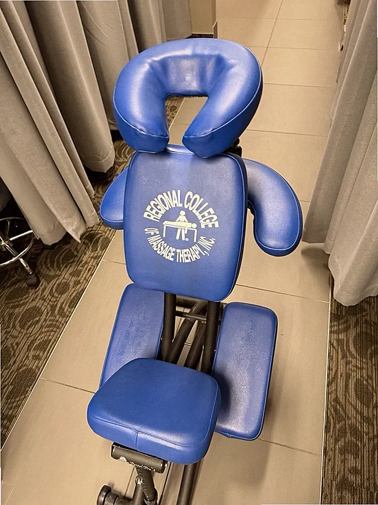 Oakworks Portal Pro Massage Chair Blue Portable Foldable Lightweight Comfortable